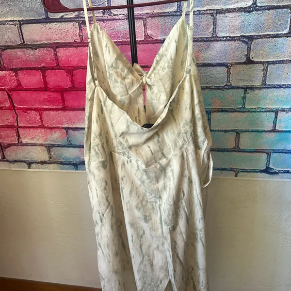 Cream and Sage jumper. With tie in front and pockets - Image 3