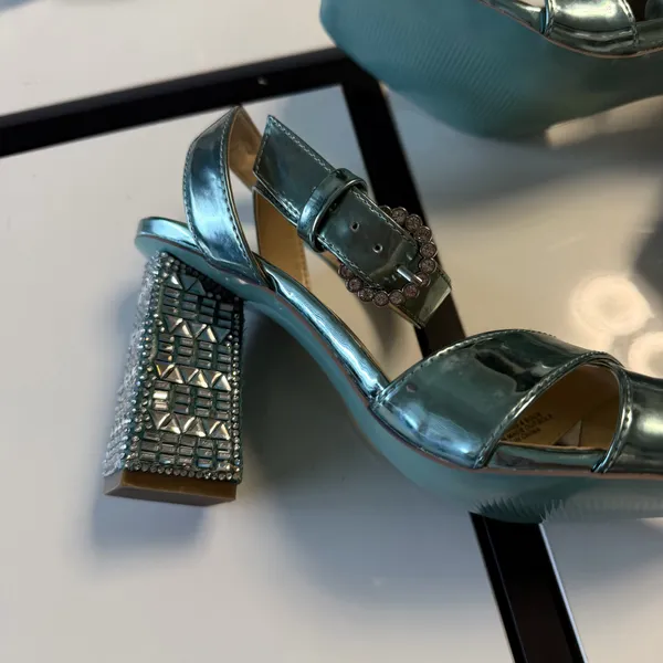 💎 Title Betsey Johnson SB-BEA Light Blue Rhinestone Block Heels ✨ Size 7M - Image 3
