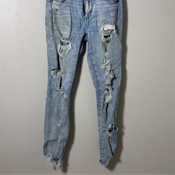 American Eagle Distressed Hi-Rise Jegging Crop Light Blue Women's Jeans size 4‎ - Image 2