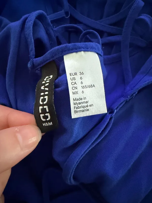 Blue H&M Romper with pockets - Image 4