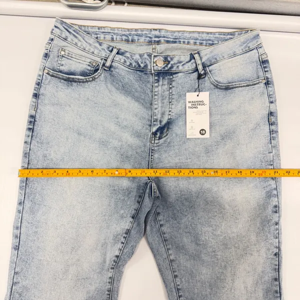 Cello High Rise Light Acid Wash Flare Jeans Light Blue Denim Size 18 - Image 4