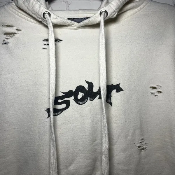 ✨Olivia Rodrigo Sour‎ Tour Cream Distressed Hoodie Fairy Art Wings Pullover Sz M - Image 3