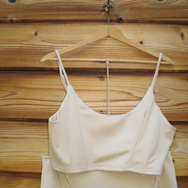 NWT Superdown Madalyn Skirt Set in Nude XL - Image 5