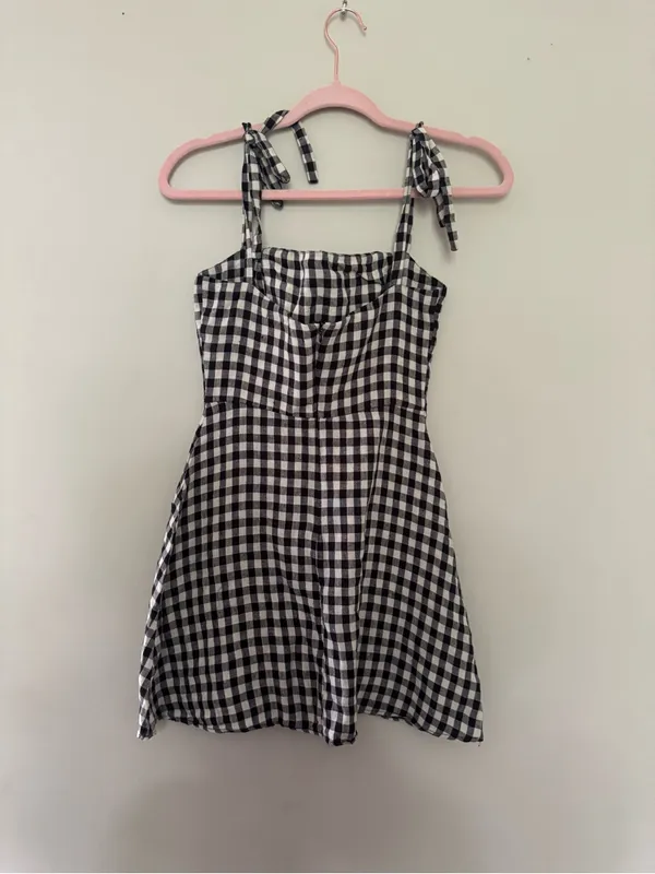 Reformation Black and White Gingham Tie-Shoulder Dress - Image 2