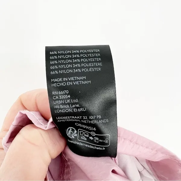 NEW Urban Outfitters Silence + Noise Y2K Nylon Pants‎ Women's Size 6 Pink - Image 5