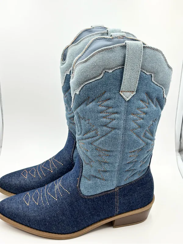 C. Est 1946 Denim Two-Tone Cowboy Heeled Boots Blue Wide Calf Size 7 - Image 3