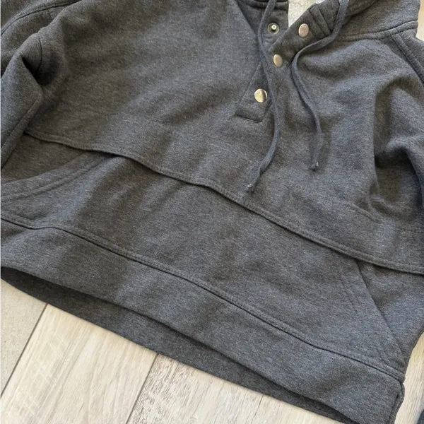 Anthropologie Daily Practice Henley Boxy Oversized Cropped Hooded Sweatshirt xs - Image 5