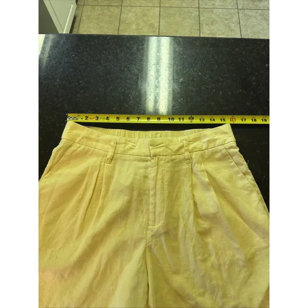 A‎ New Day Women's Butter Yellow Pleated Shorts Sz 10 Linen Old Money Vibes - Image 7