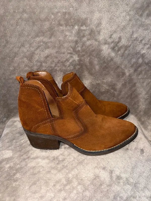 Sonoma Goods for Life Brown Suede Cutout Ankle Boots - Image 2