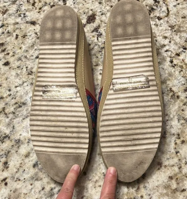 Nature Breeze slip on shoes - Image 3