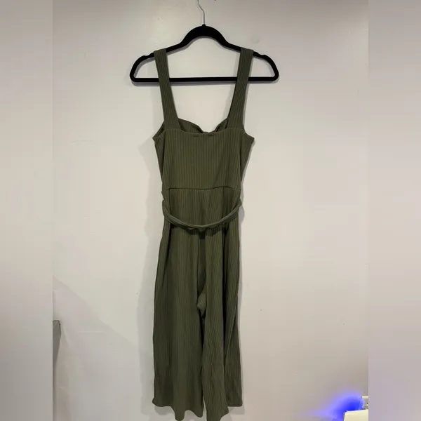 American‎ Eagle green ribbed  thick tie jumpsuit - Image 4