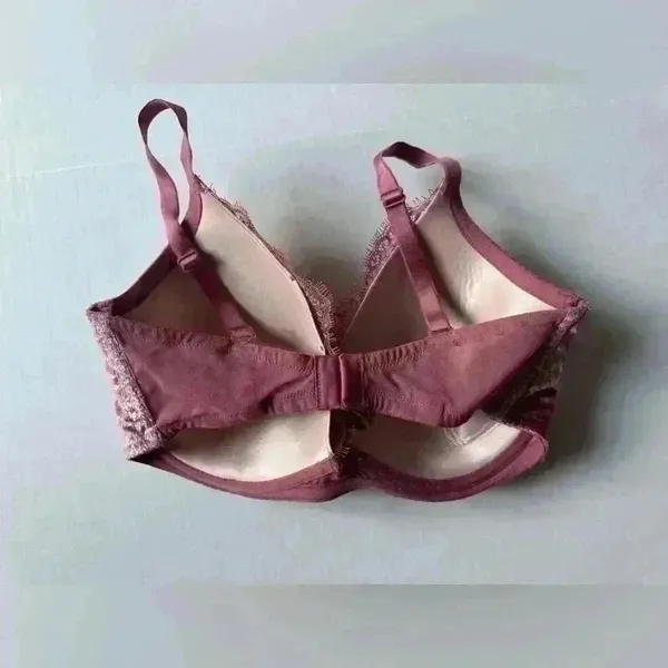 Victoria's Secret Women’s Plunge Dusty Rose Gold Metallic Pink Bra Size‎ 34 DD - Image 2