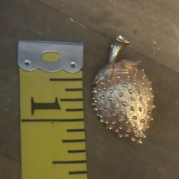 Vintage Golden Strawberry Brooch Gold - Image 5