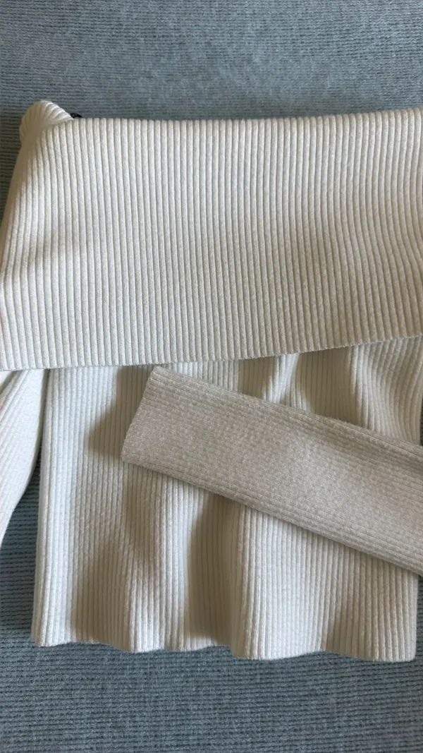 Forever 21 Fold Over Sweater - Image 3