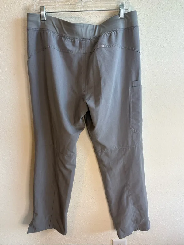 FIGS Gray Scrub Pants Size Large - Image 3