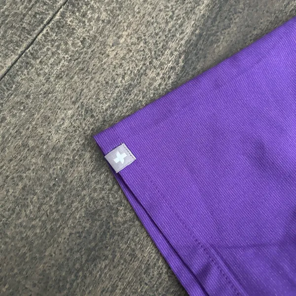 Women’s Figs medical scrub top‎ Purple V-Neck XS - Image 4
