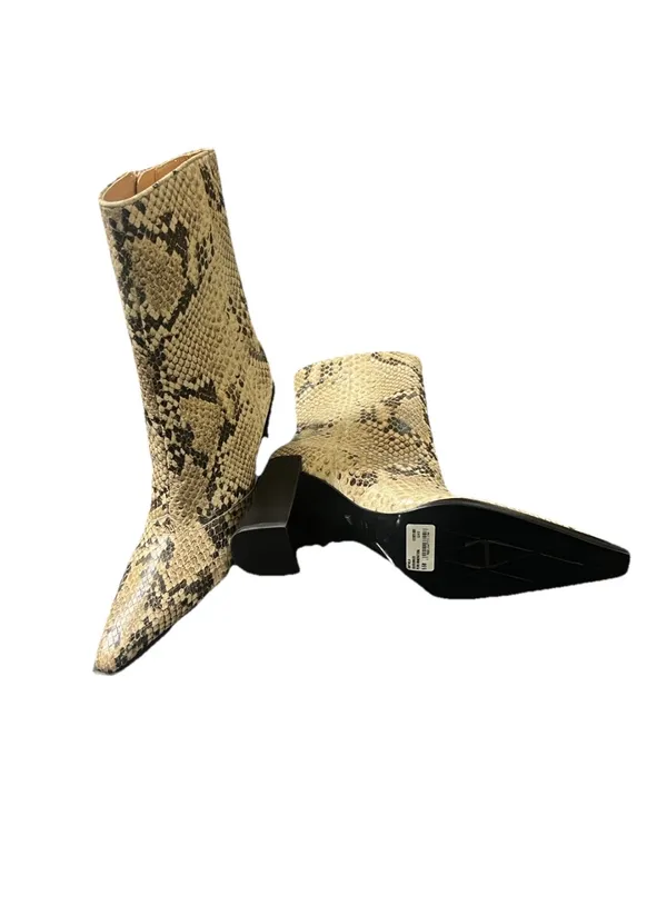 Schutz Boots Sz 5 Rafaella Snake-Print Pointed Toe Ankle Bootie Feminine - Image 8