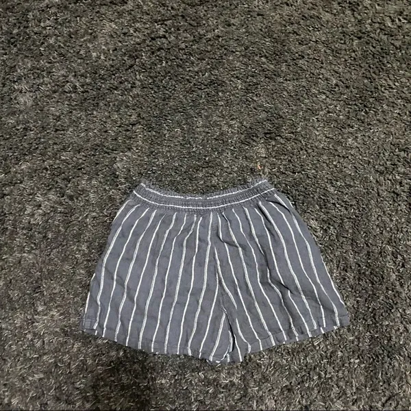 Universal Threads Grey and White Stripe Pull On Linen Shorts Size XS - Image 7