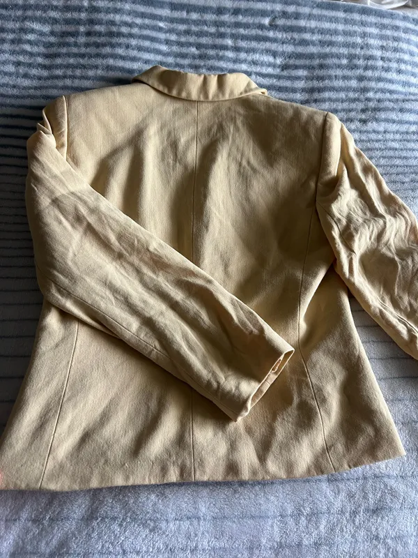 Yellow blazer Size 2 - Image 7