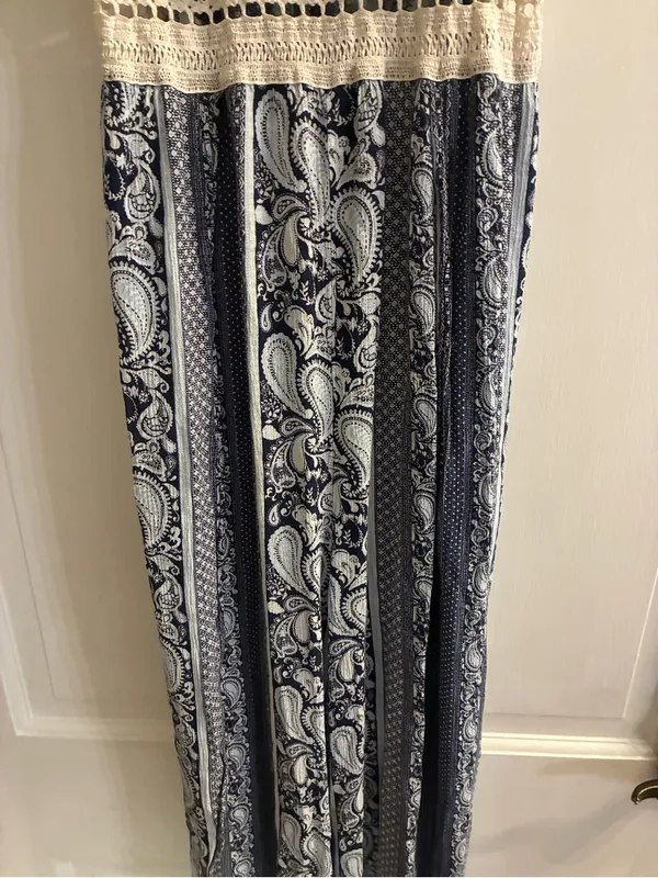 Women’s J for Justify Brand Paisley Print Maxi Dress with Crochet Waist Size L - Image 3