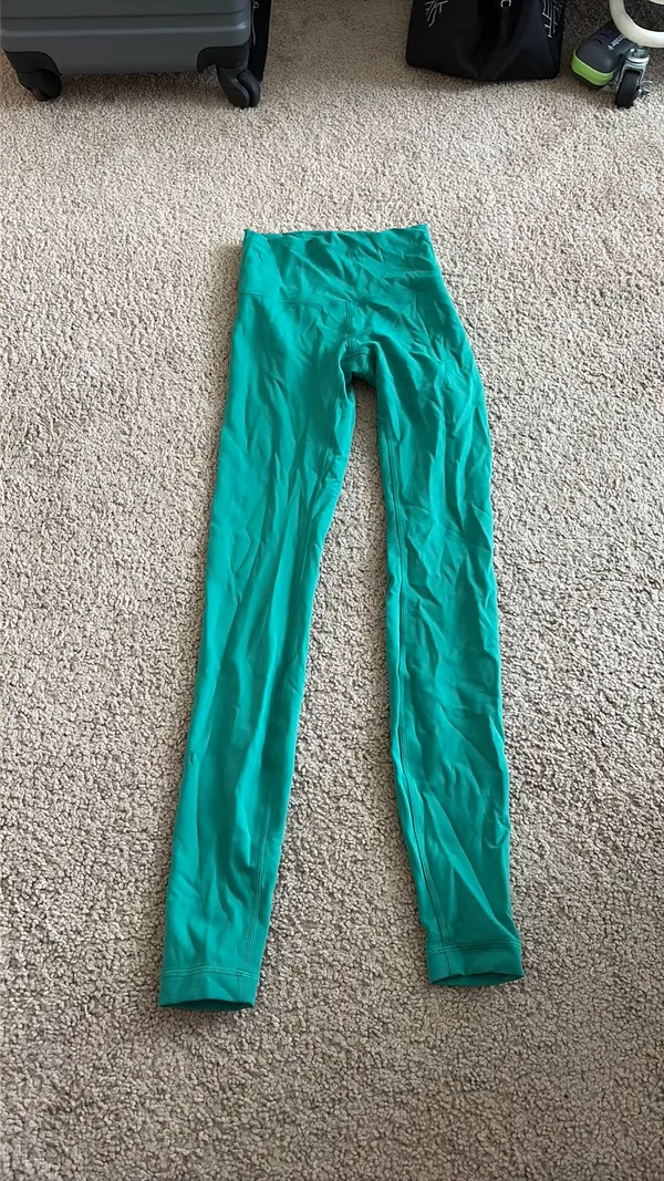 Lululemon Wonder Train Leggings 28” - Image 2
