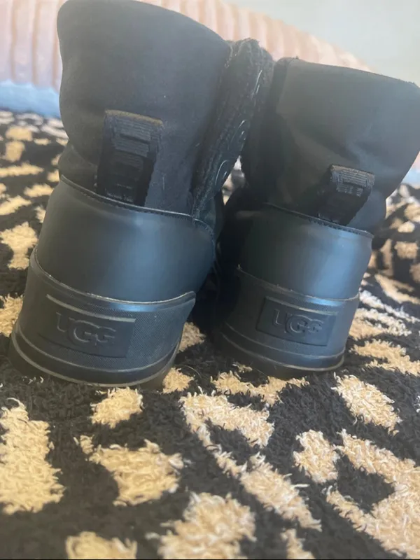UGG Classic Klamath Mini Waterproof Suede Boot - Image 5