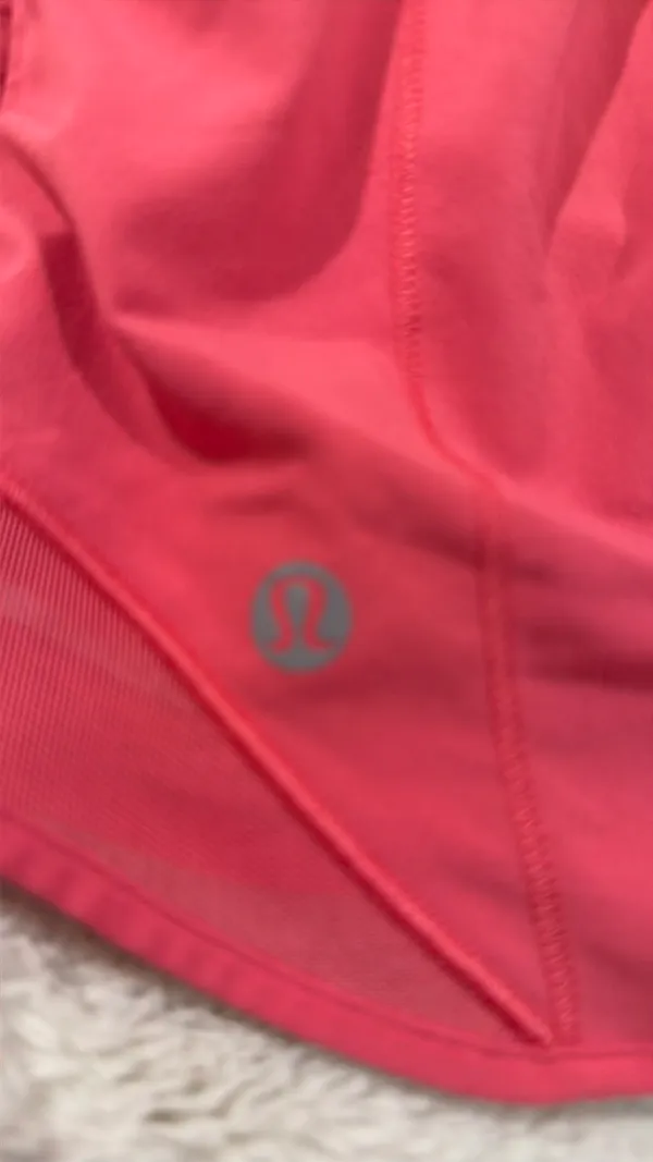 Lululemon Hotty Hot High-Rise Lined Short 2.5" - Image 3