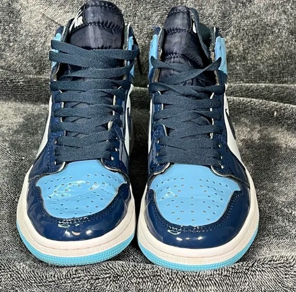 Nike Air Jordan 1 Retro High OG UNC Patent Blue Chill CD0461-401 Youth 6.5Y (Women 8) - Image 4