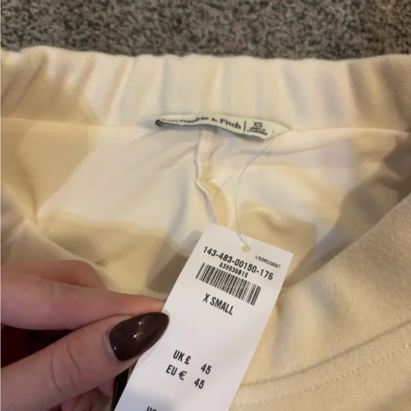 Abercrombie Fleece Cargo Skirt - Image 2