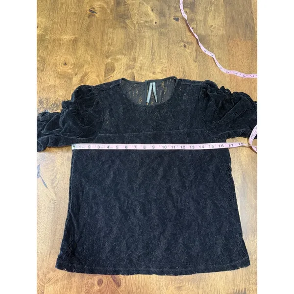 EUC Women's By Anthropologie Black Velvet and Lace Blouse Top Size XS‎ - Image 5