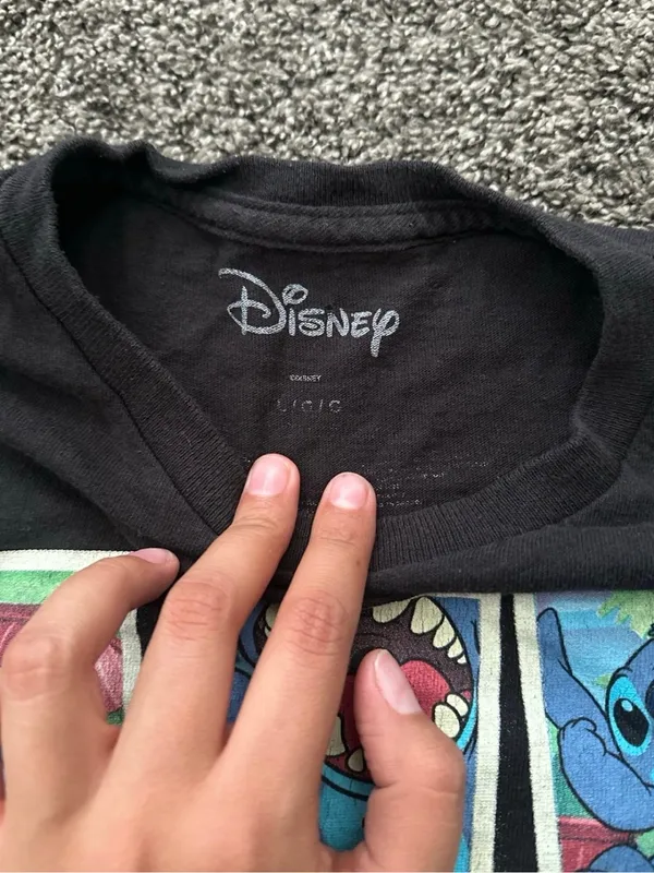 Disney Stitch Tee Shirt Size L 0375 - Image 3