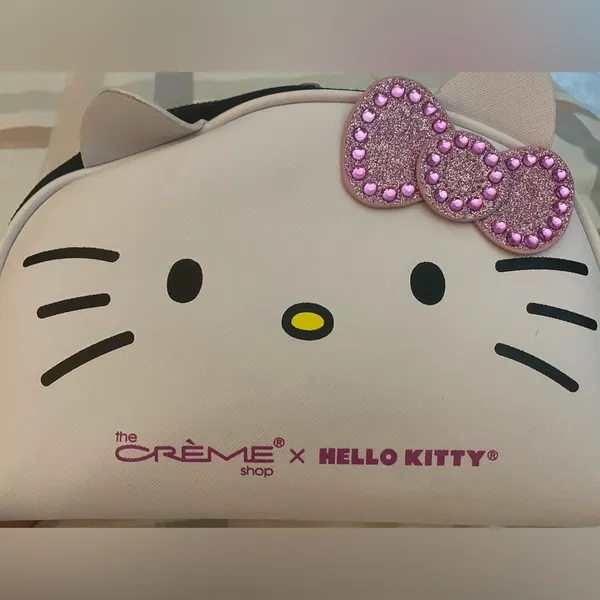 Hello Kitty Limited Edition Cosmetics Bag - Image 3