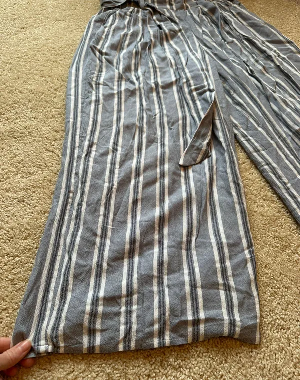 Hollister Ultra High Rise Linen Blue Striped Tie Pants - Image 4