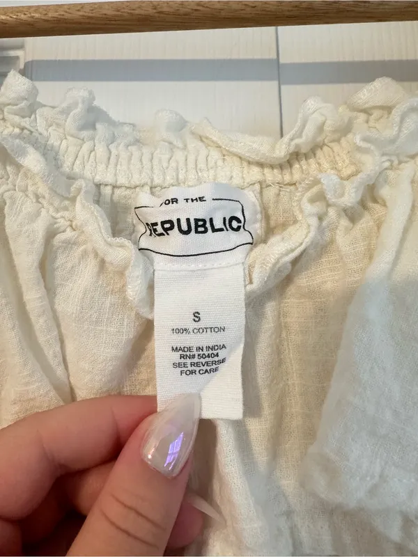 FOR THE REPUBLIC 100% Cotton Women’s Cream Ruffle Peasant Top, Small - Image 2