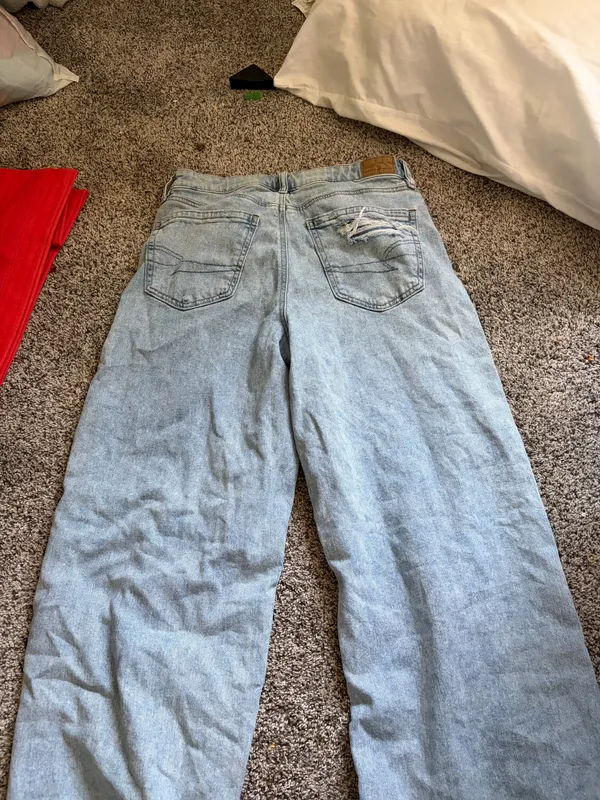 American Eagle Jeans Mom - Image 4