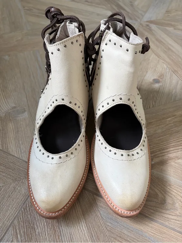 FREEBIRD by Steven Desert Ankle Booties White Multi Size 10 Bohemian Neutral Western - Image 2