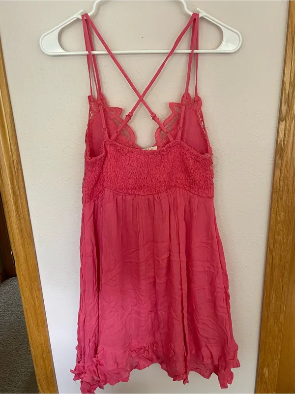 Listicle Coral Lace-Trim Dress - Image 3
