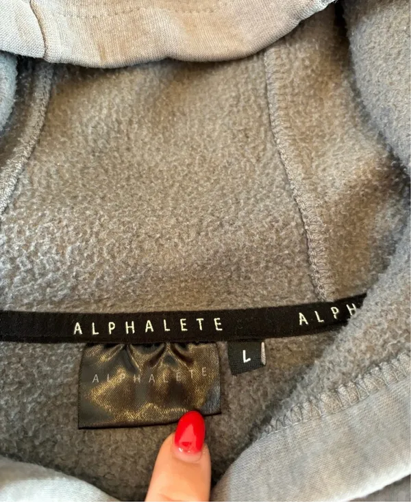 Alphalete Hoodie - Image 3