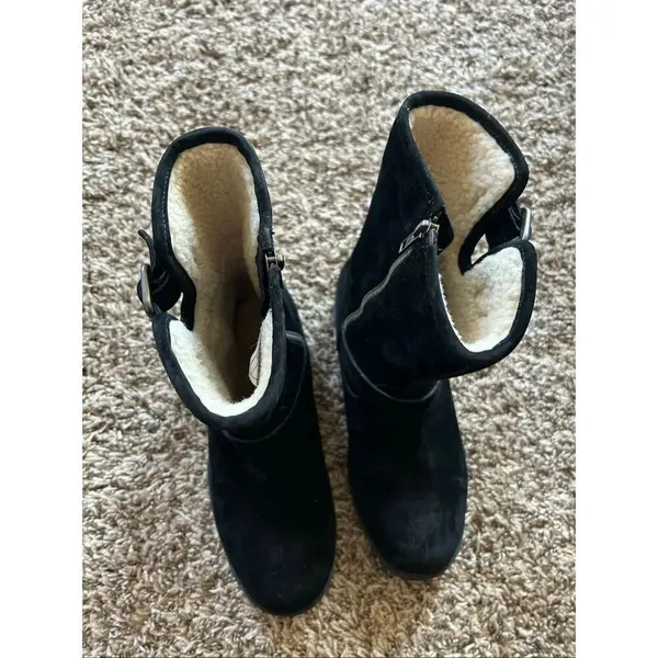 Women’s Ugg Australia Black Chaney Size 7.5 - Image 3