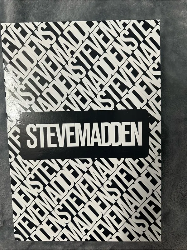 Steve Madden Light Gray Wallet with Cardholder Set NWT - Image 8