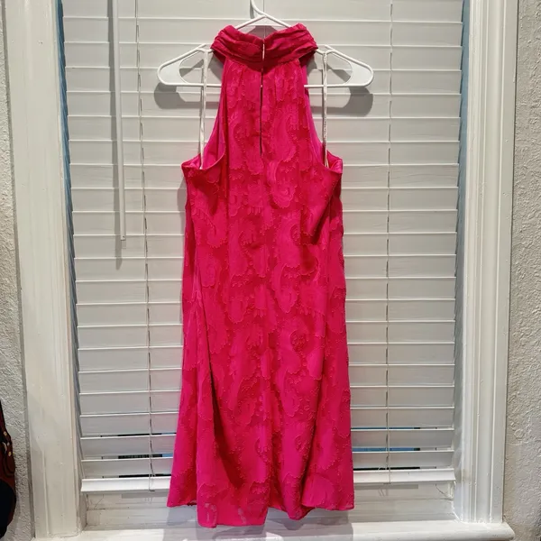 Lilly Pulitzer Quinn Halter High Neck‎ Pink Textured Knotty Lace Feminine Sz S - Image 6