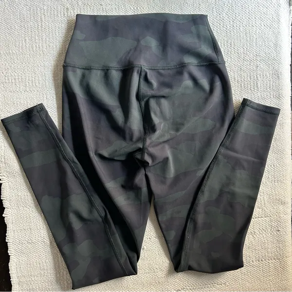 ALO Yoga Black Leggings High Waist Performance - Image 5