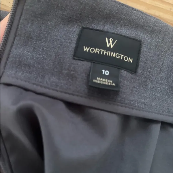 Worthington Pencil Skirt Size 10 Charcoal Gray Professional Lined‎ Back Vent - Image 3