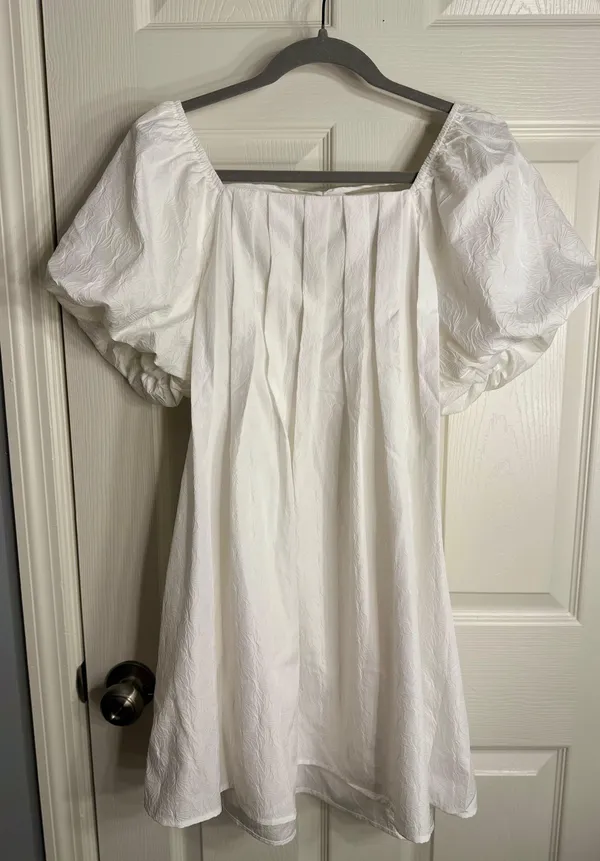 White Puff Sleeved Pleated Square Neck Dress - Image 3