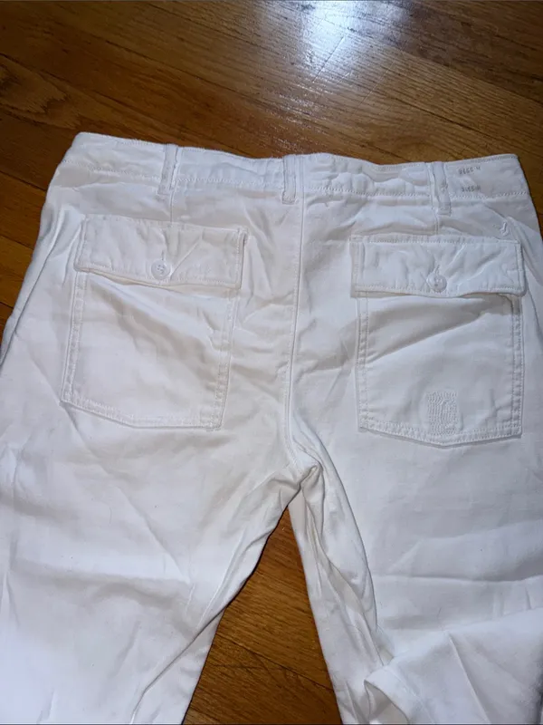 American Eagle Outfitters White Cargo Pants - Image 8