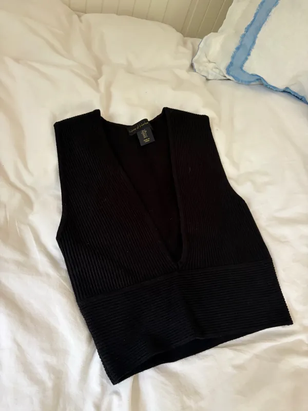 House of Harlow 1960 plunge top - Image 2