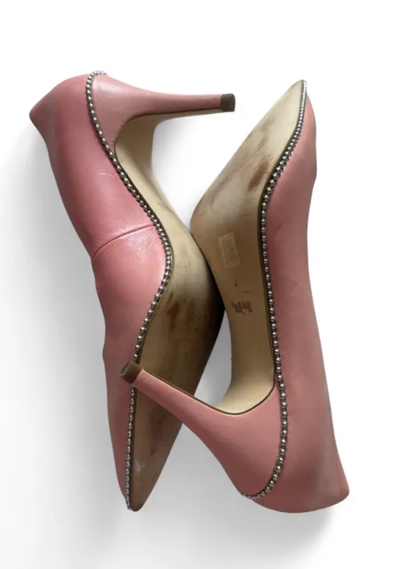 Coach Blush Pink Pointed-Toe Mid-Heel Pumps with Gold Trim - Image 5
