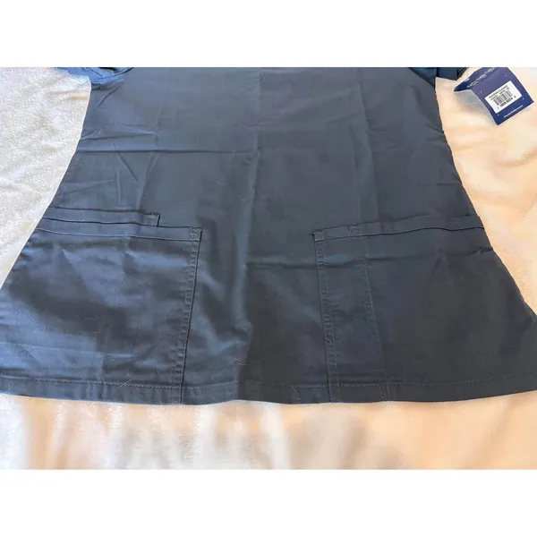NWT: Cherokee Women Workwear Core Stretch V-Neck Scrub Top‎ - Image 7