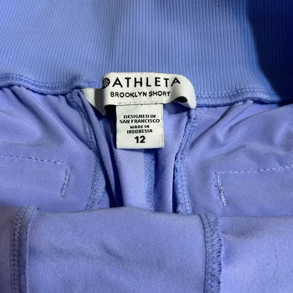 Athleta Women's Lavender Shorts - Image 4