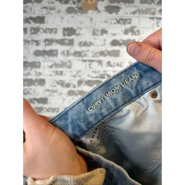 American Eagle | women curvy mom jeans distressed denim - Image 3
